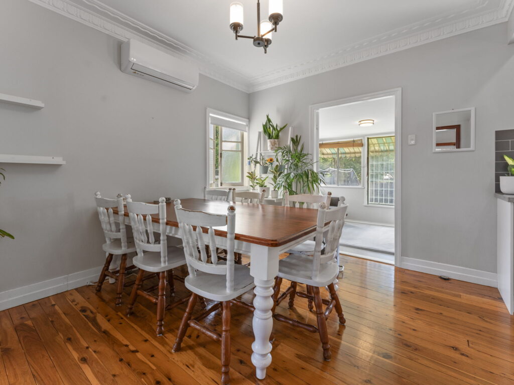 30 Coolibah Street, Silkstone, QLD 4304