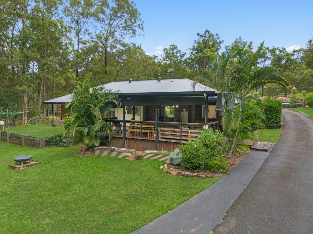 9-17 Woodswallow Court, Greenbank, QLD 4124