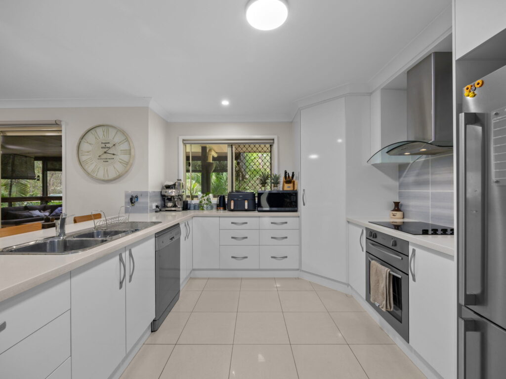 9-17 Woodswallow Court, Greenbank, QLD 4124