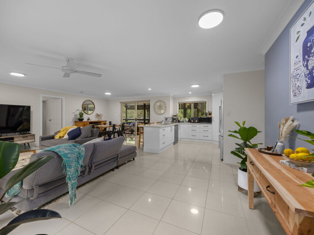 9-17 Woodswallow Court, Greenbank, QLD 4124