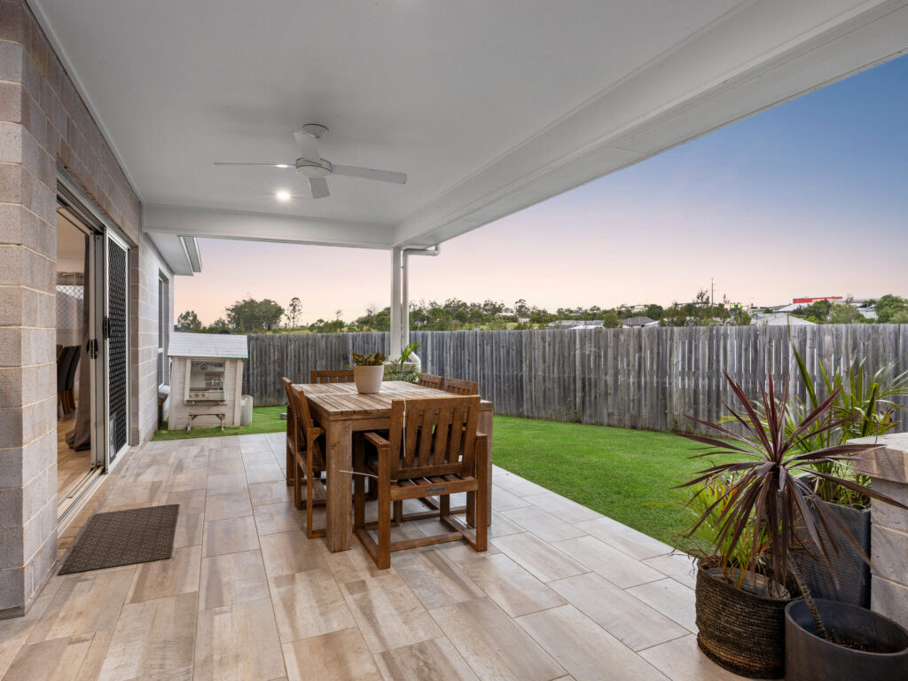 14 Kambu Close, Karalee, QLD 4306