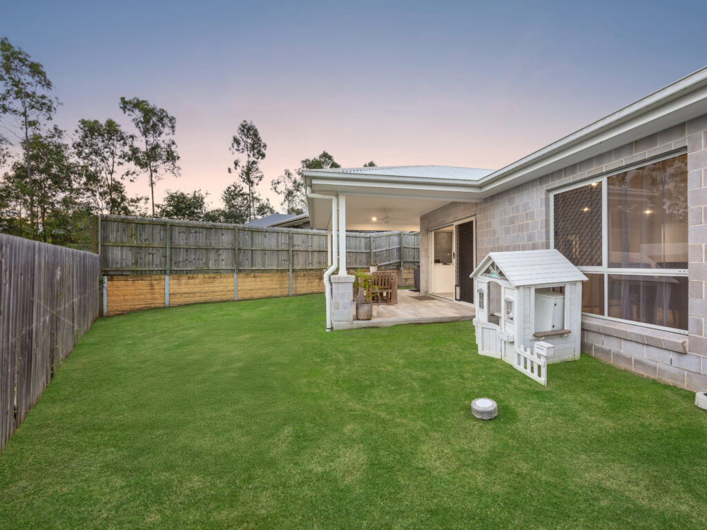 14 Kambu Close, Karalee, QLD 4306