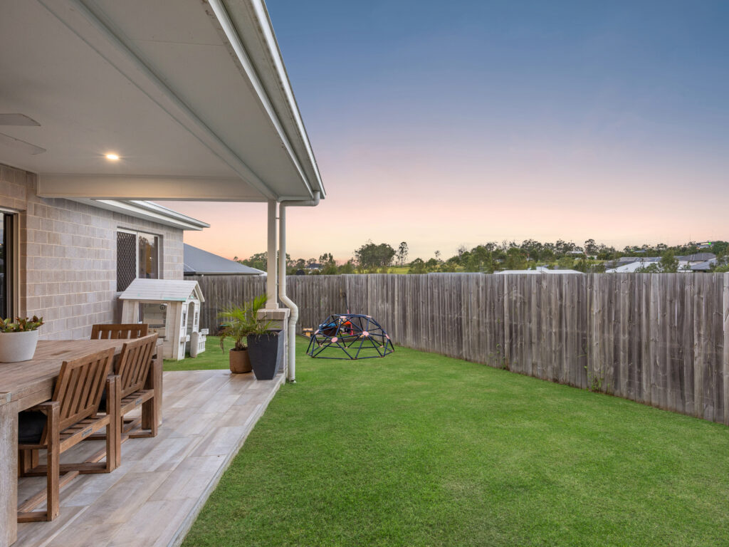14 Kambu Close, Karalee, QLD 4306