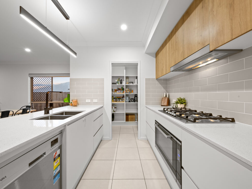 11 Bradfield Street, Ripley, QLD 4306