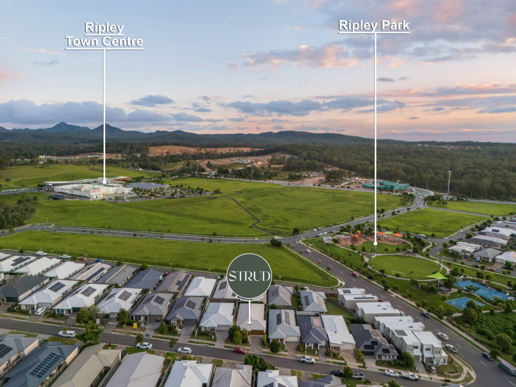 11 Bradfield Street, Ripley, QLD 4306