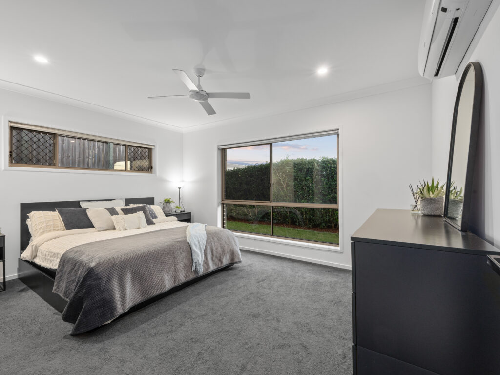 11 Bradfield Street, Ripley, QLD 4306