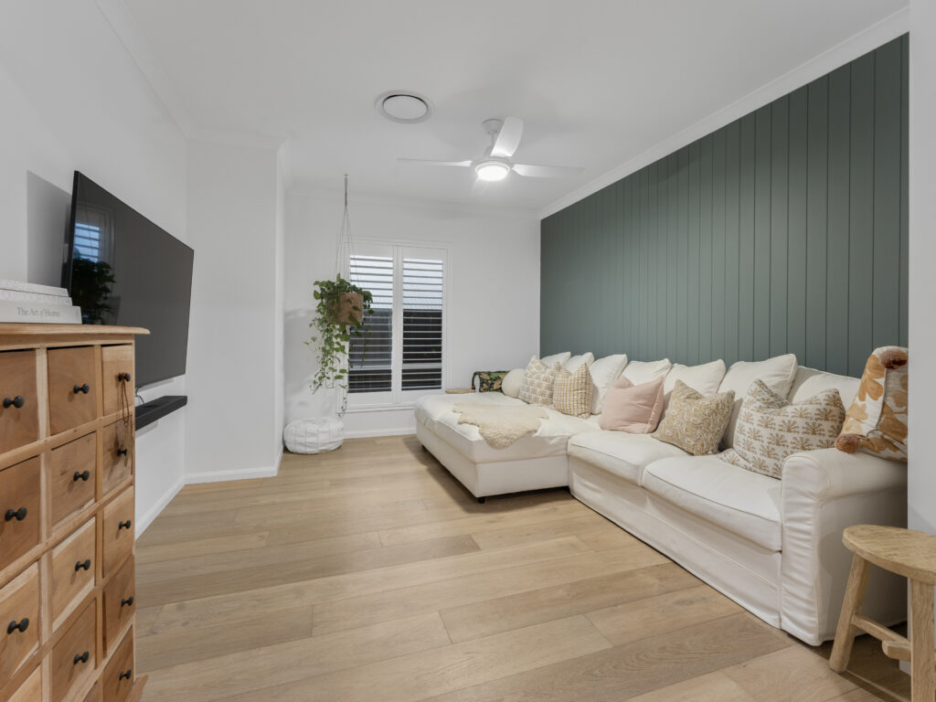 12 Jolly Mews, Ripley, QLD 4306