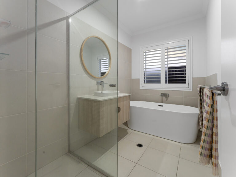 12 Jolly Mews, Ripley, QLD 4306