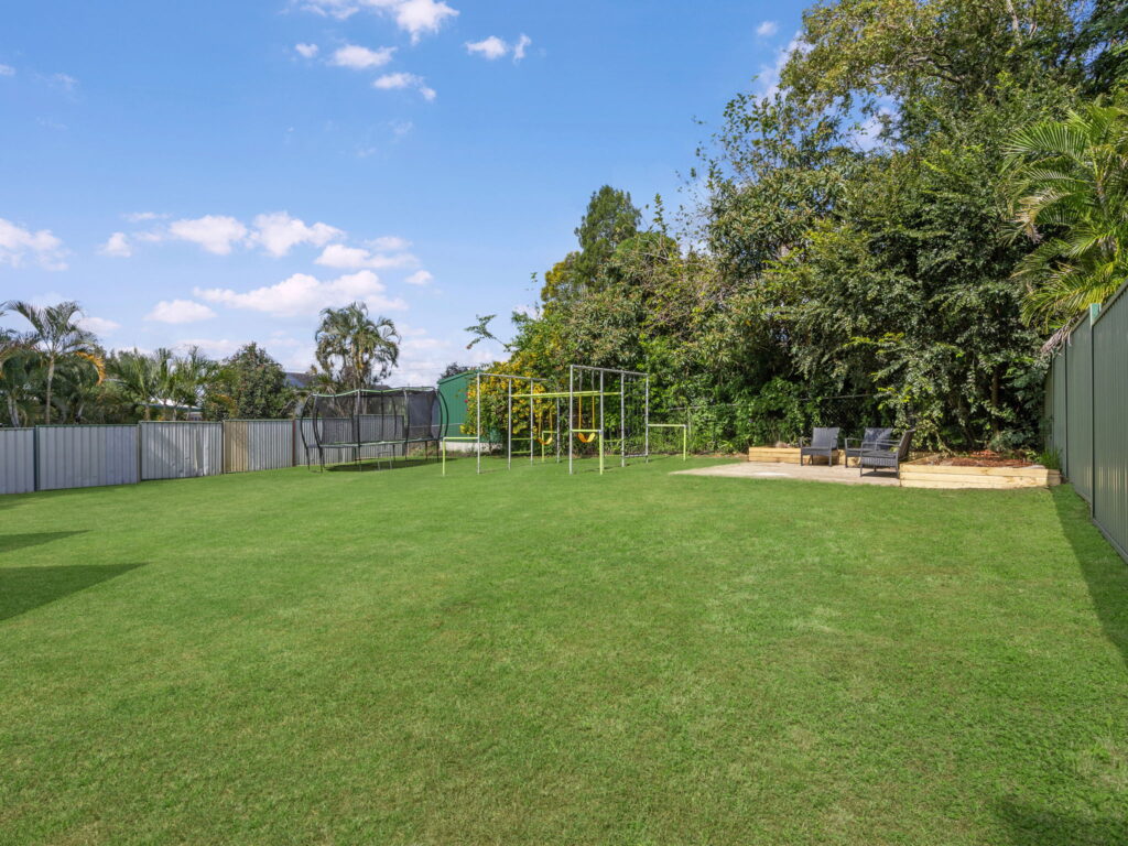 27A Margaret Street, Silkstone, QLD 4304