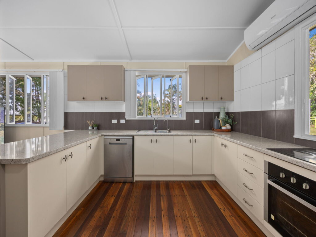 27A Margaret Street, Silkstone, QLD 4304