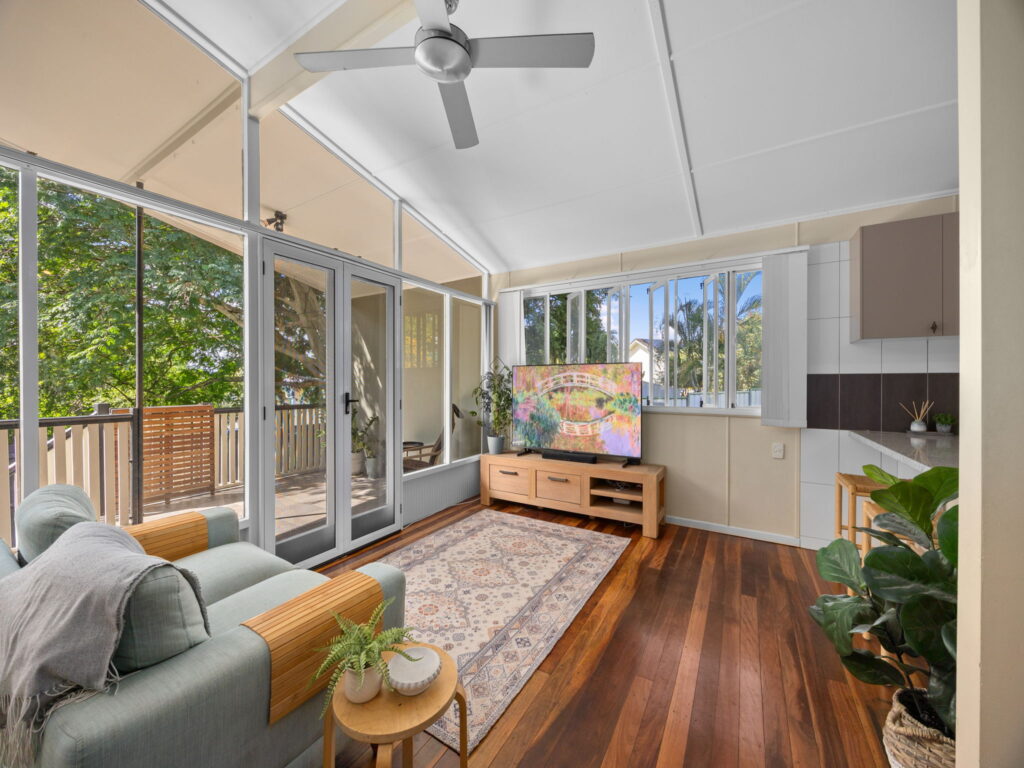 27A Margaret Street, Silkstone, QLD 4304