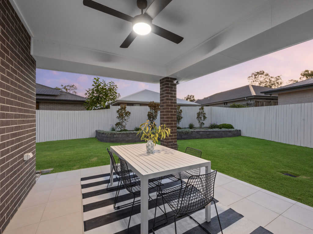 12 Carraba Street, Deebing Heights, QLD 4306