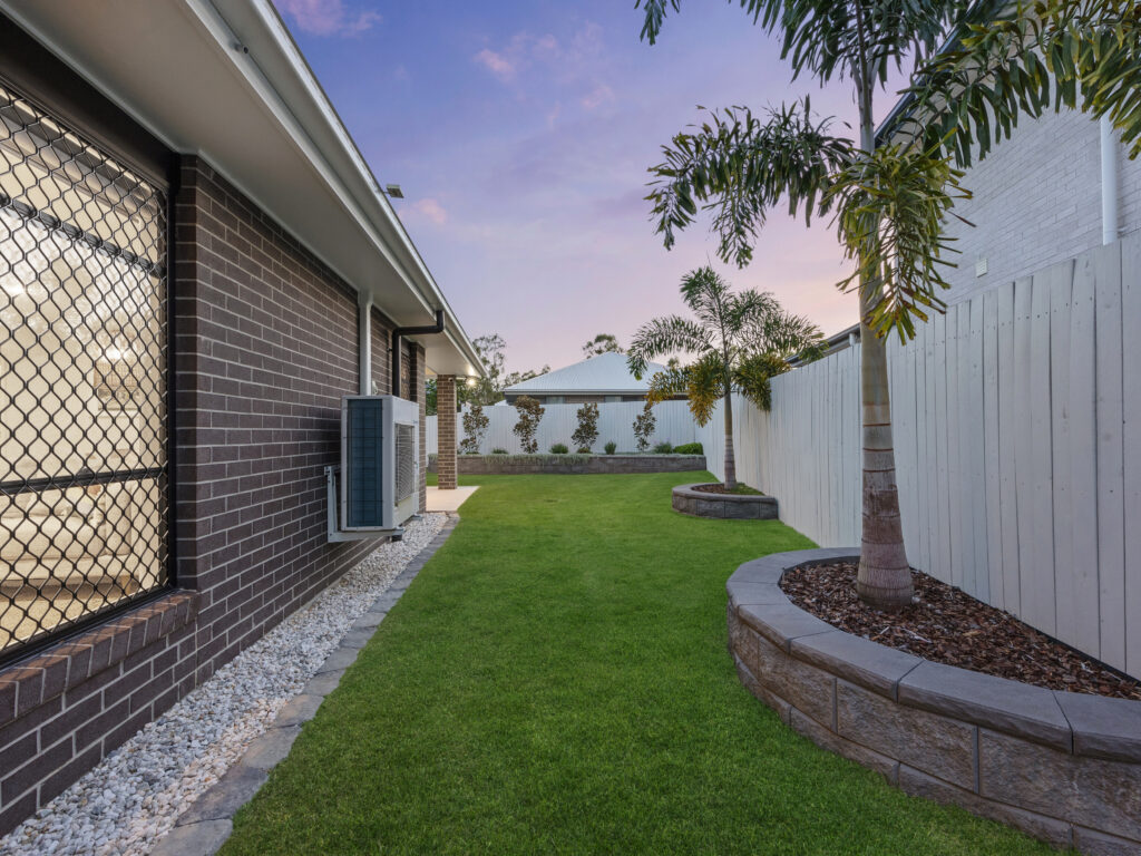 12 Carraba Street, Deebing Heights, QLD 4306