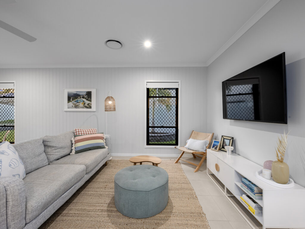 12 Carraba Street, Deebing Heights, QLD 4306