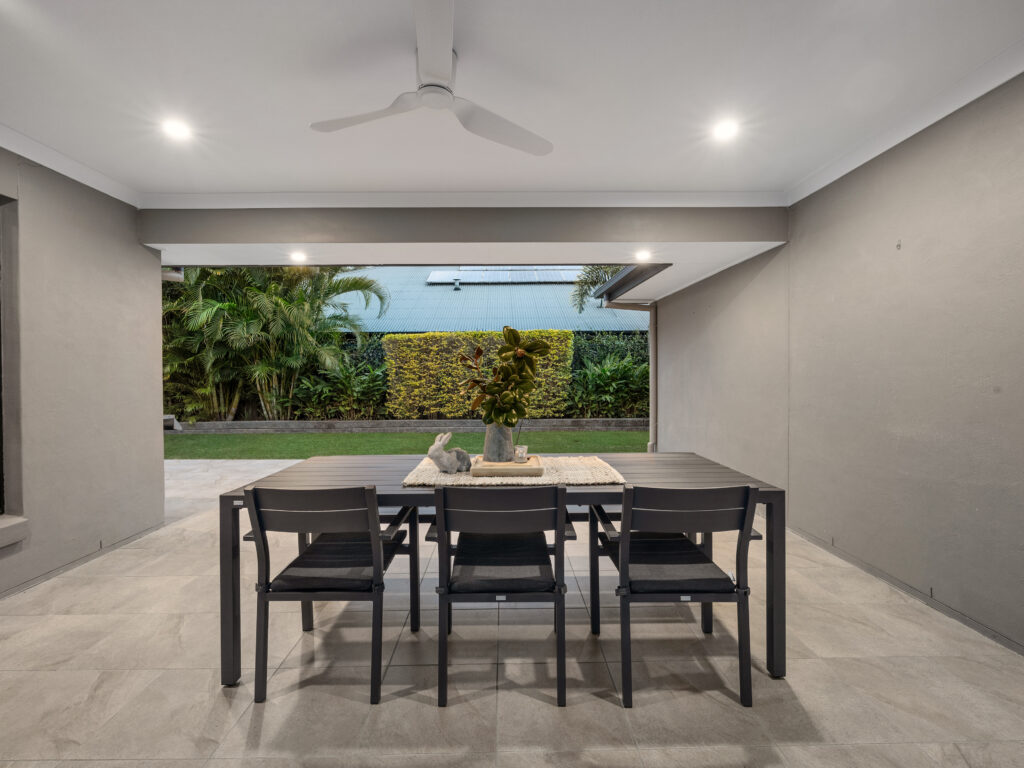 5 Conlan Court, Augustine Heights, QLD 4300
