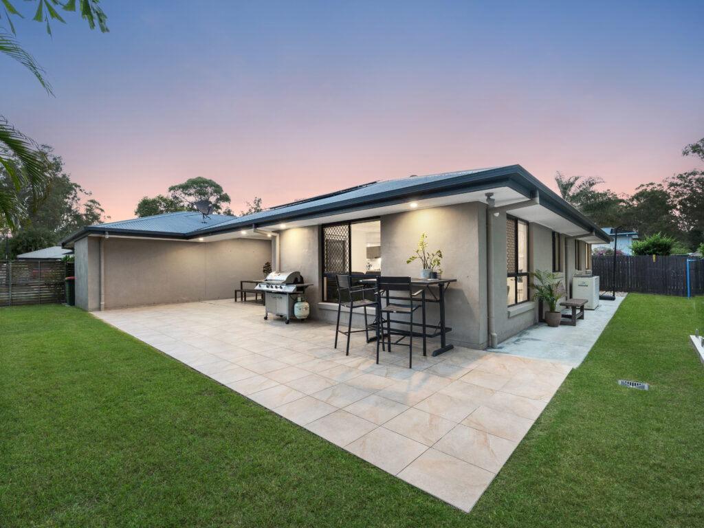 5 Conlan Court, Augustine Heights, QLD 4300