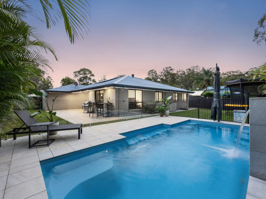 5 Conlan Court, Augustine Heights, QLD 4300