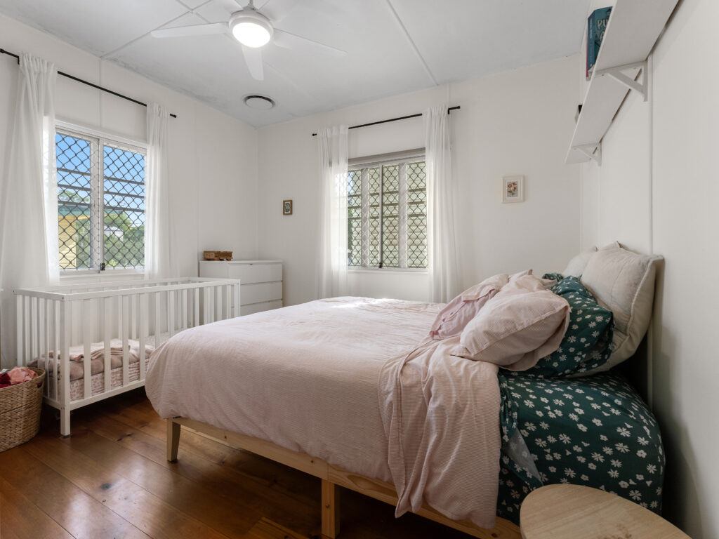 11 Fitzgerald Street, North Ipswich, QLD 4305