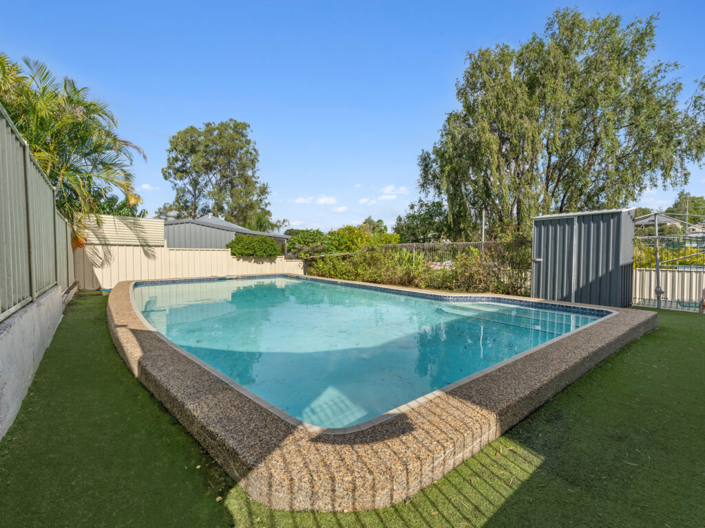 11 Fitzgerald Street, North Ipswich, QLD 4305