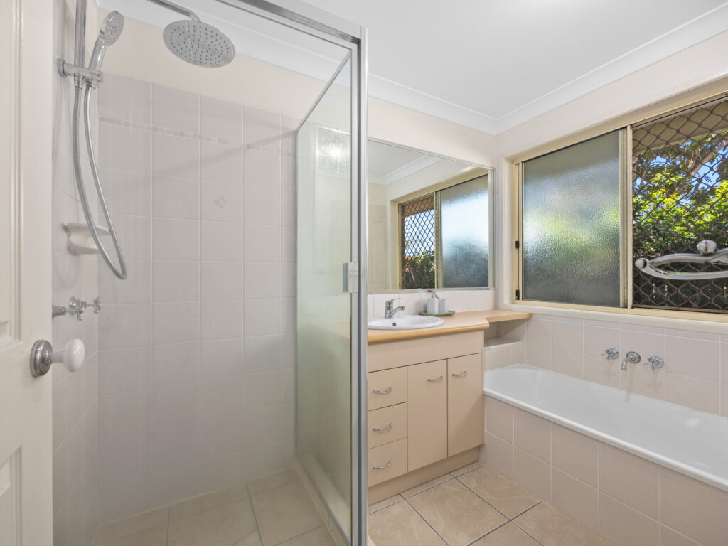 27 Dannika Way, Deebing Heights, QLD 4306