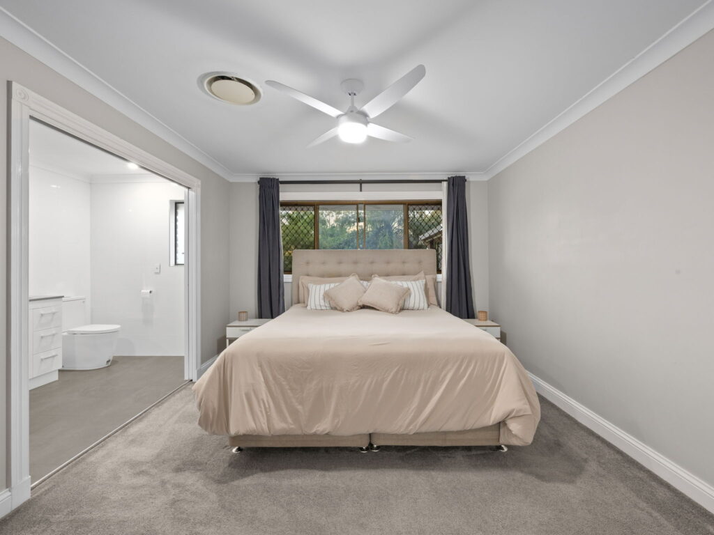 15 Joanne Street, Karalee, QLD 4306