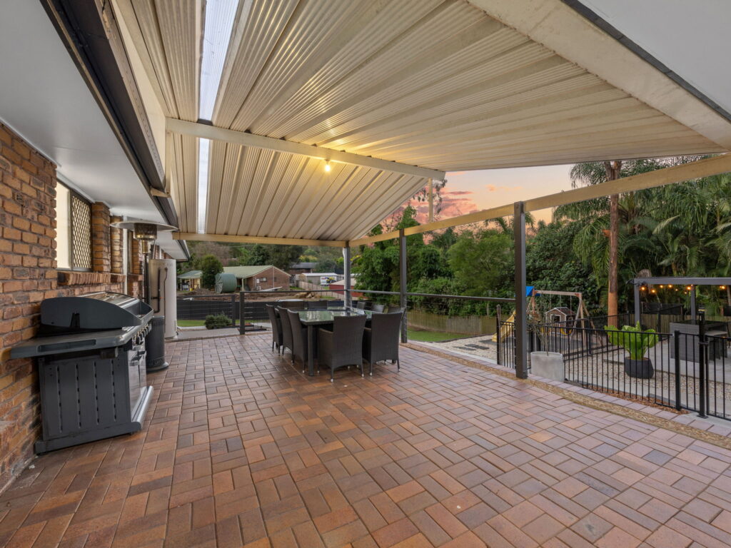 15 Joanne Street, Karalee, QLD 4306
