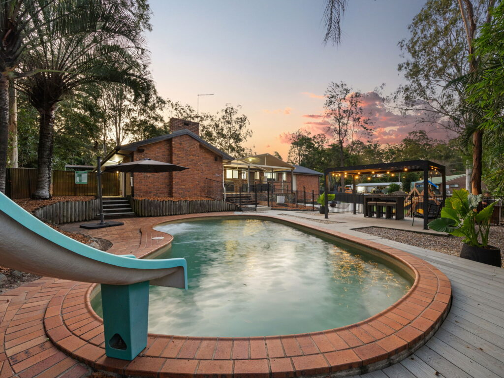 15 Joanne Street, Karalee, QLD 4306