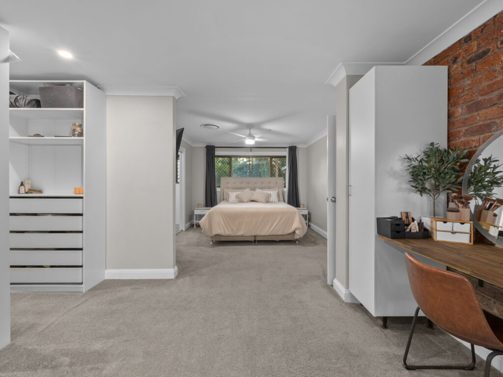15 Joanne Street, Karalee, QLD 4306