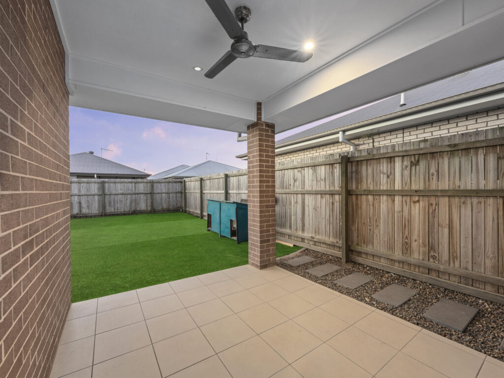 134 Joy Chambers Circuit, Ripley, QLD 4306
