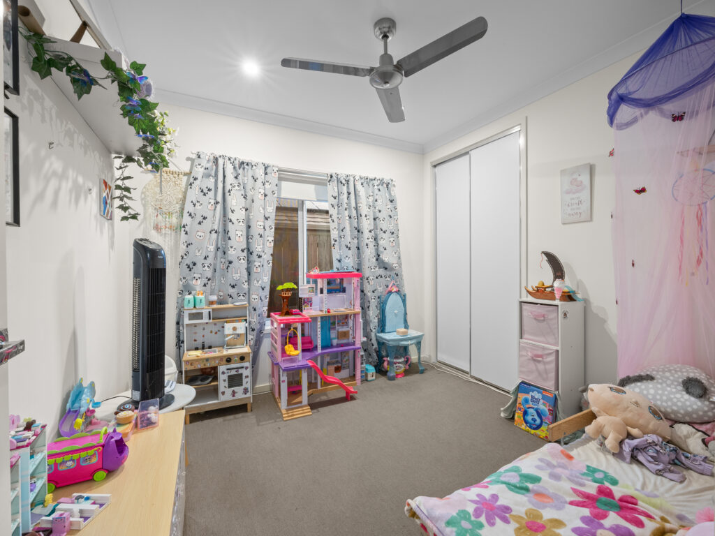134 Joy Chambers Circuit, Ripley, QLD 4306