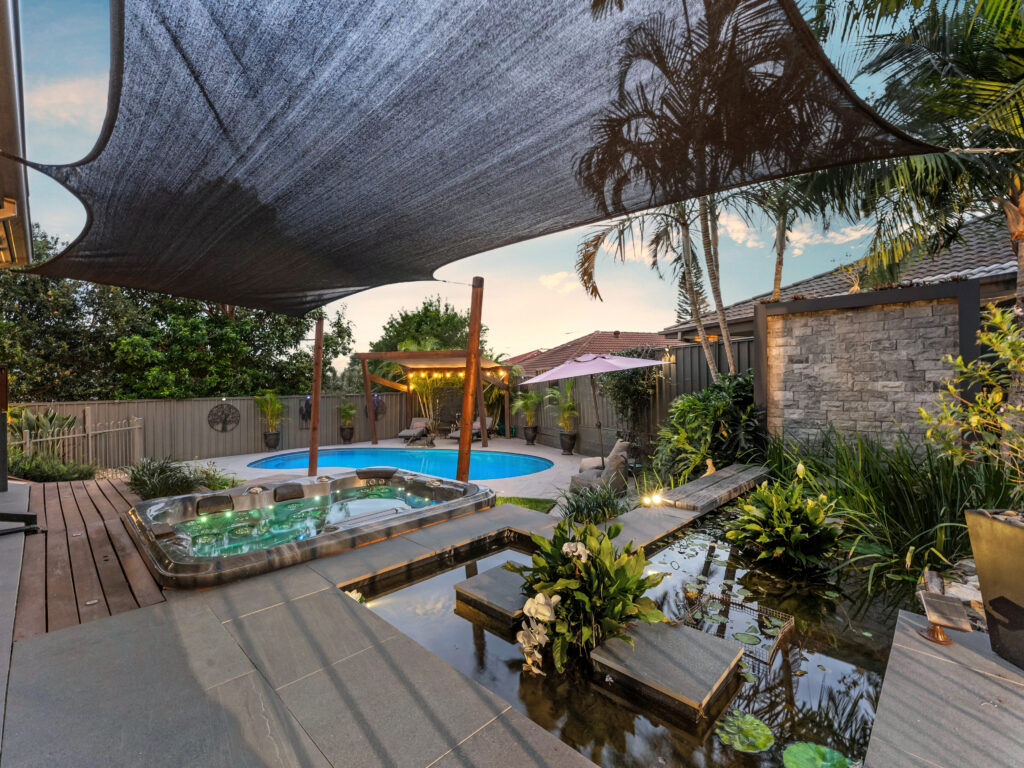 16 Burnside Place, Forest Lake, QLD 4078
