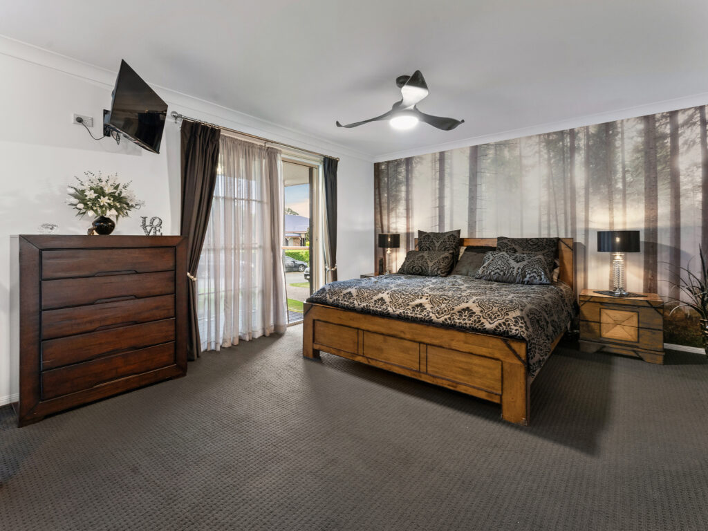 16 Burnside Place, Forest Lake, QLD 4078