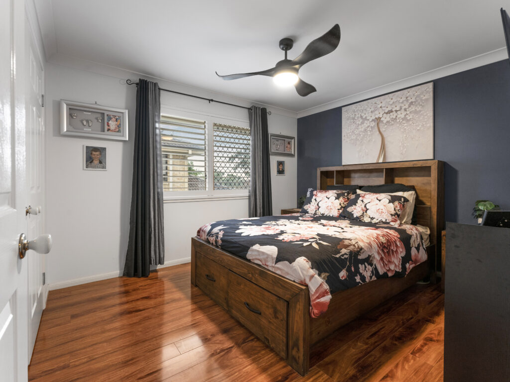 16 Burnside Place, Forest Lake, QLD 4078