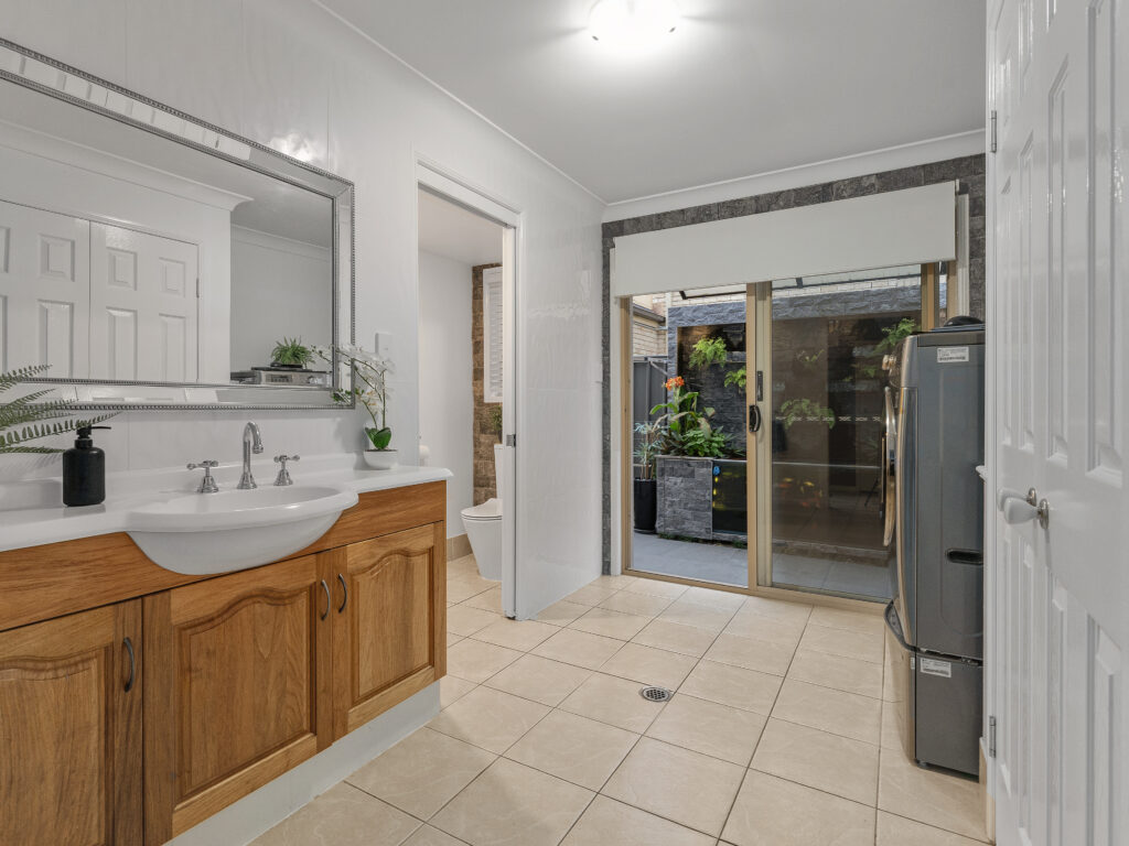 16 Burnside Place, Forest Lake, QLD 4078