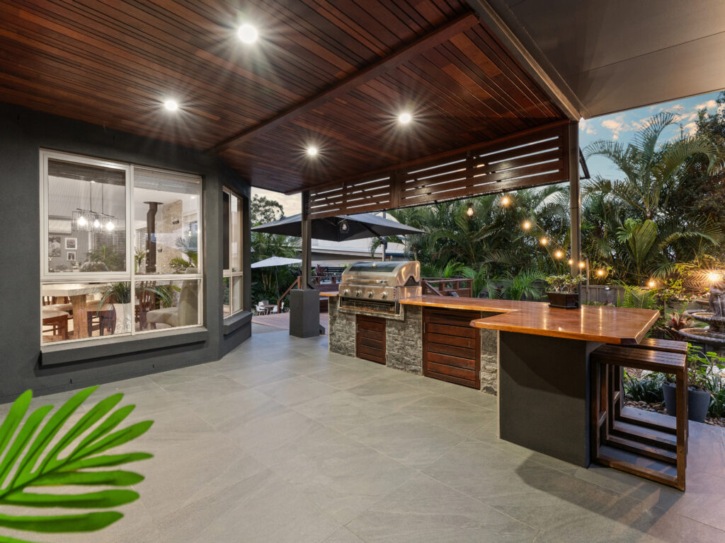 16 Burnside Place, Forest Lake, QLD 4078