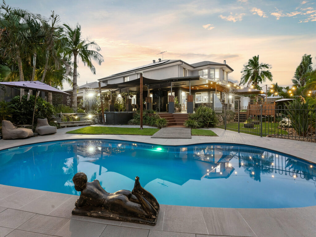 16 Burnside Place, Forest Lake, QLD 4078