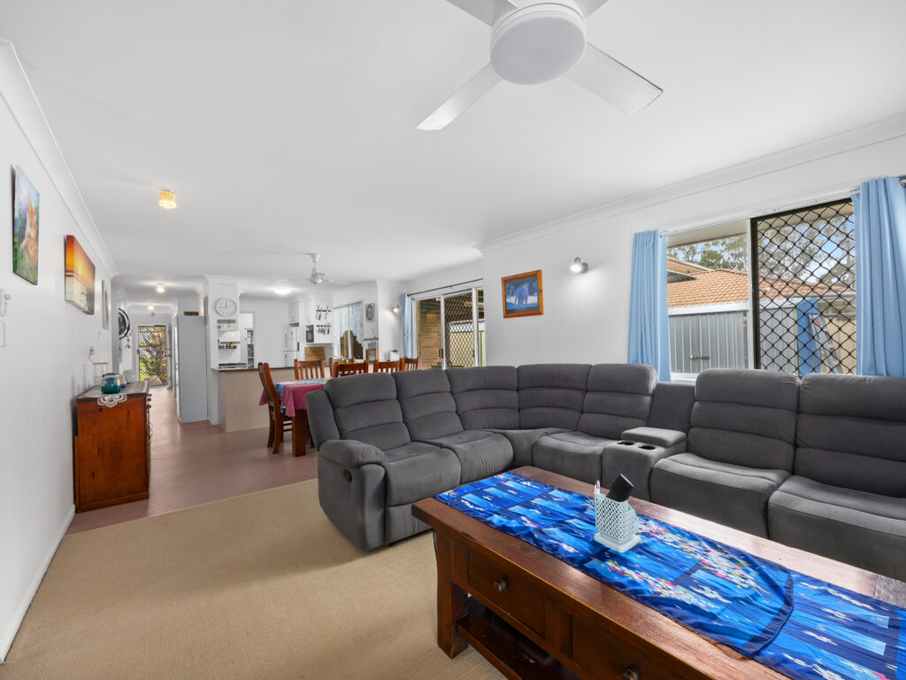 41 Jonquil Circuit, Flinders View, QLD 4305