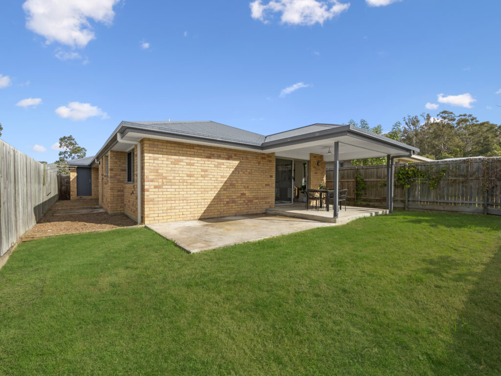 16 Magpie Crescent, Redbank Plains, QLD 4301