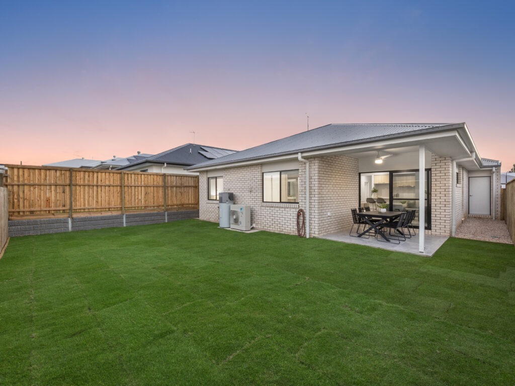 27 Hope Street, Ripley, QLD 4306