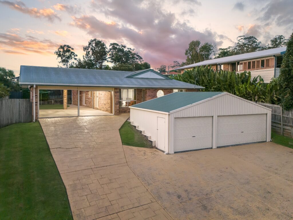 26 Lorrikeet Street, Bundamba, QLD 4304