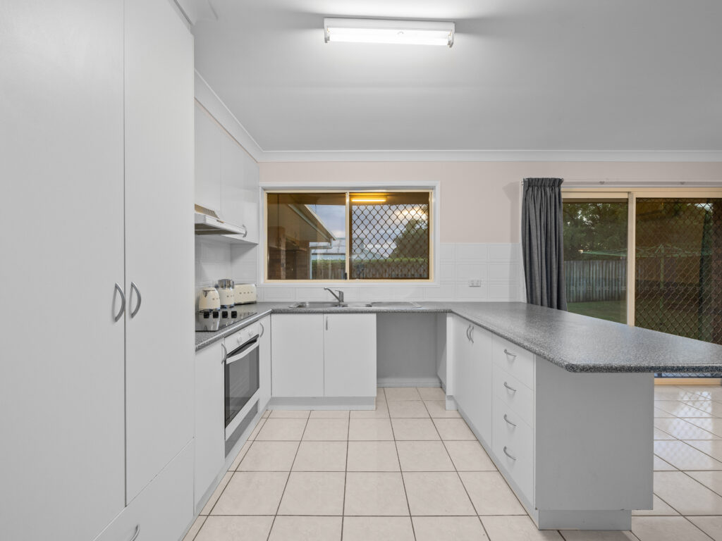 26 Lorrikeet Street, Bundamba, QLD 4304