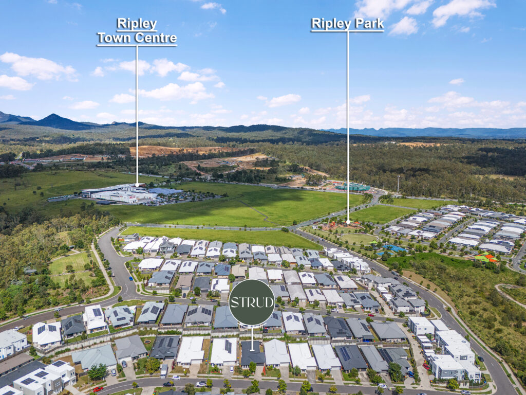 19 Cambridge Way, Ripley, QLD 4306
