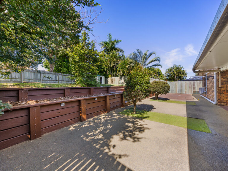 234 Henty Drive, Redbank Plains, QLD 4301