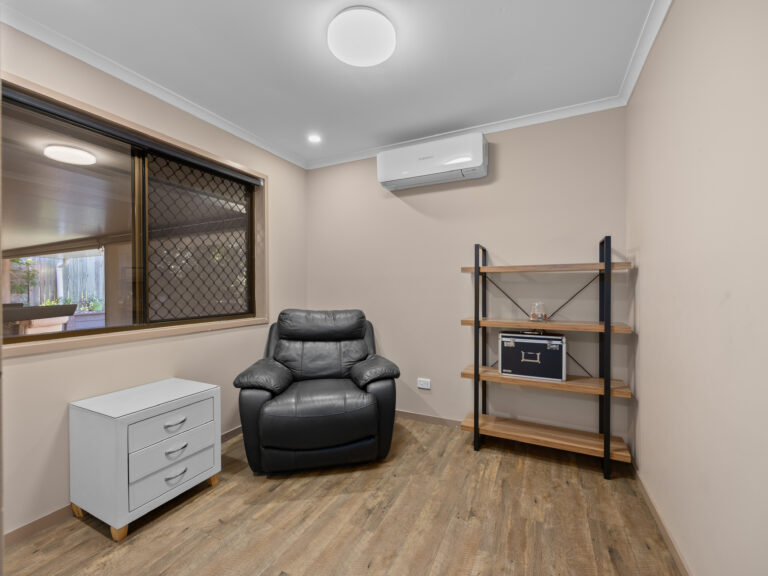234 Henty Drive, Redbank Plains, QLD 4301