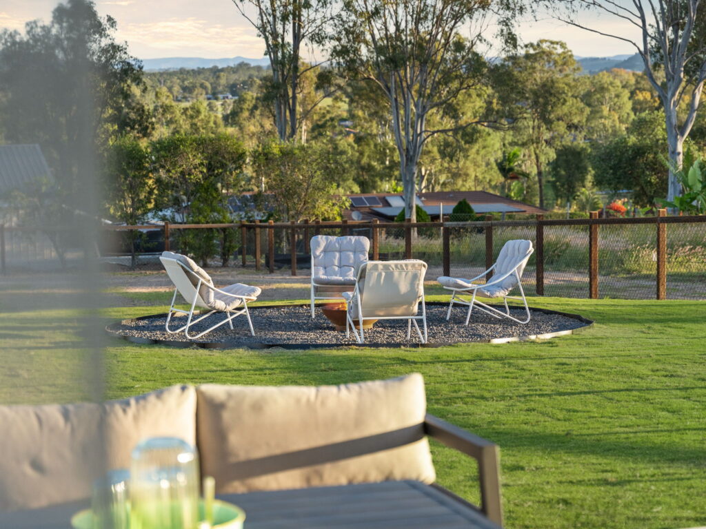 20 Elanora Crescent, Kensington Grove, QLD 4341