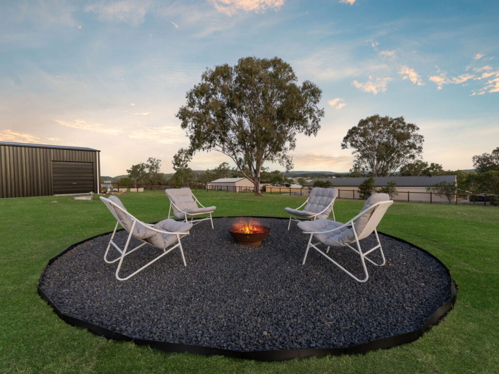 20 Elanora Crescent, Kensington Grove, QLD 4341