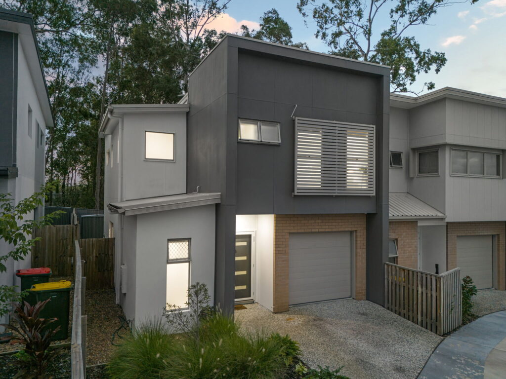 34/12 Luther James Close, Doolandella, QLD 4077
