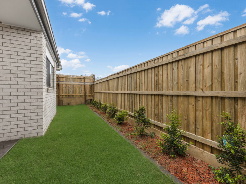 5 Tyson Street, White Rock, QLD 4306
