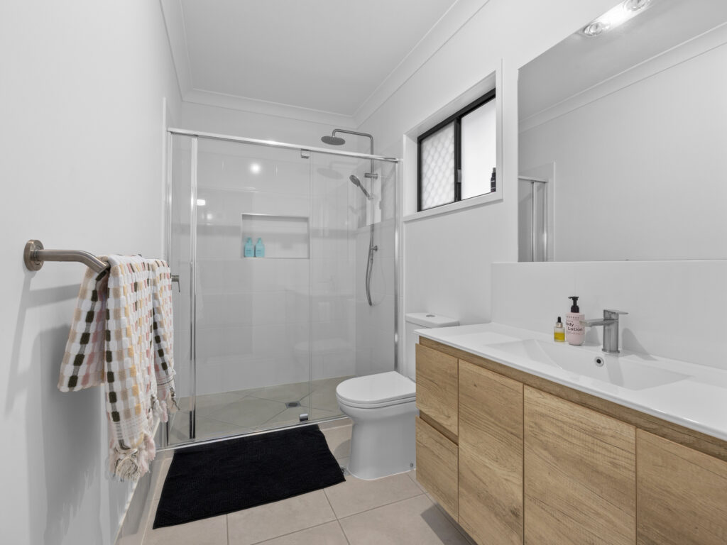 33 Summerstone Boulevard, Morayfield, QLD 4506