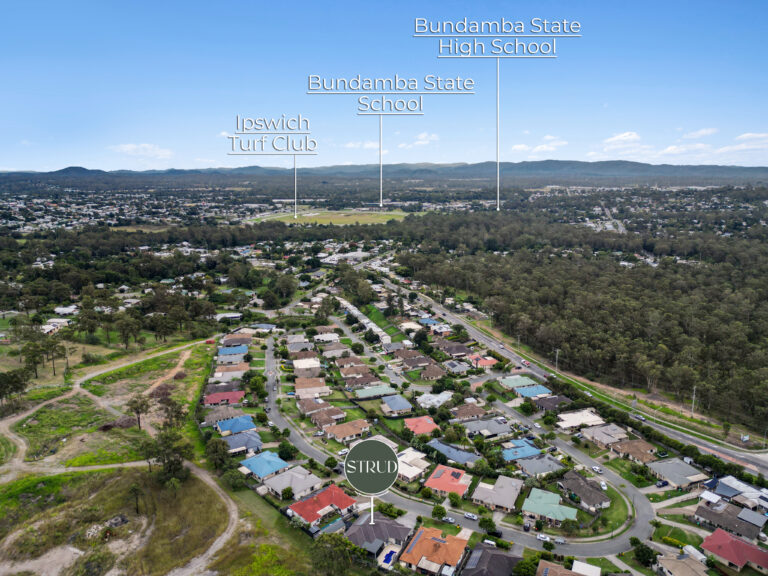 32 Eric Drive, Blackstone, QLD 4304